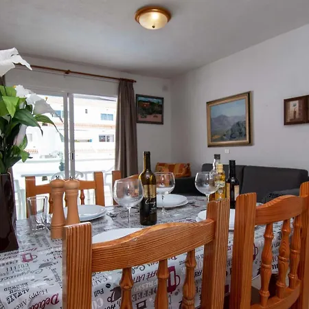 Blanquitas 9 아로나